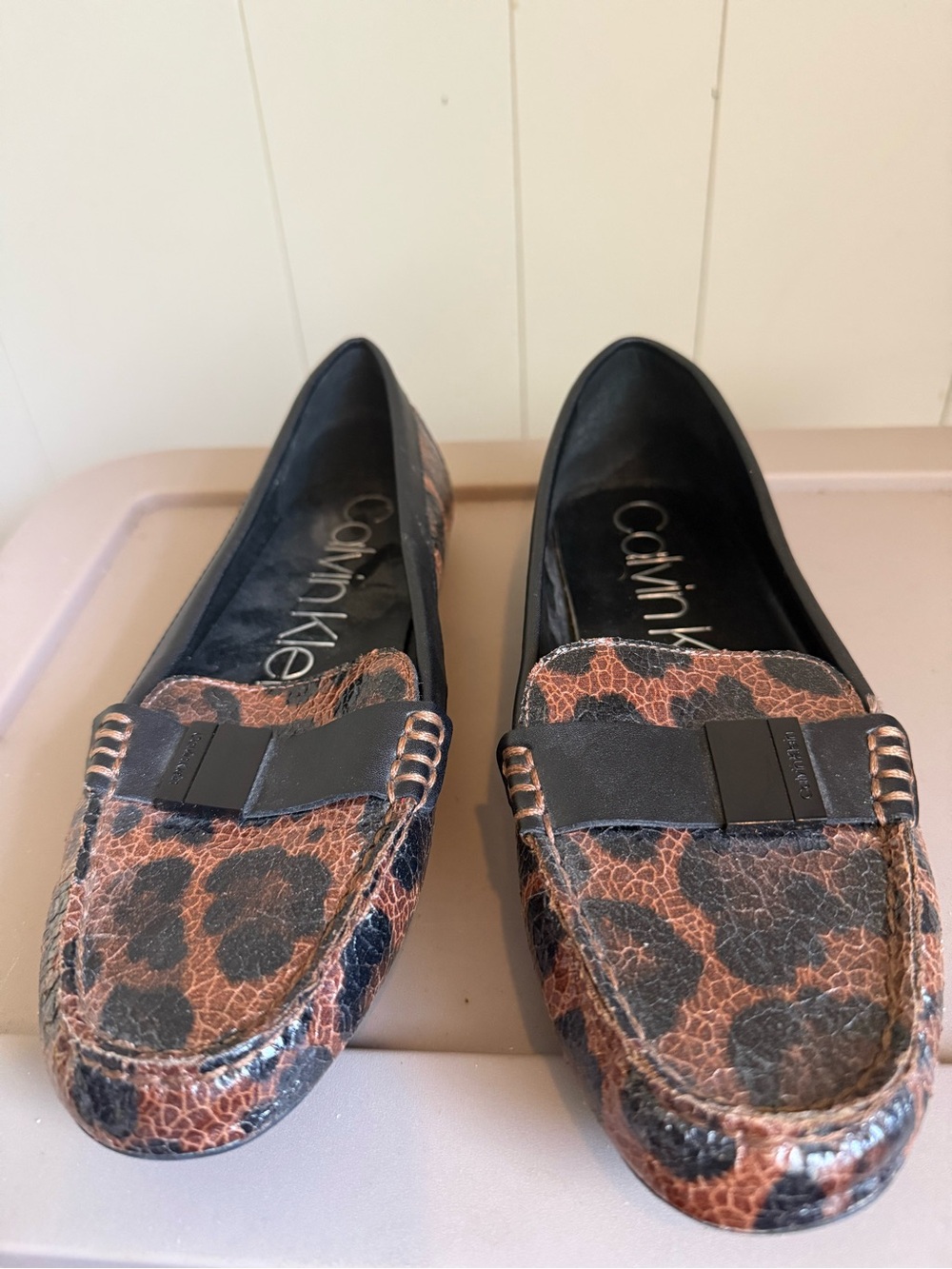 Calvin Klein Women's Brown Leopard Print Leather Loafers8.5